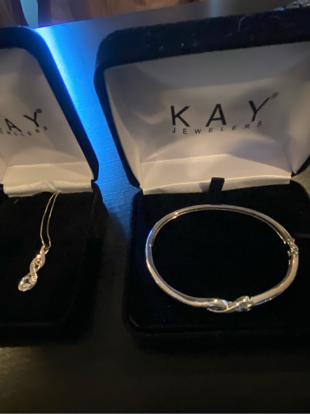 Kay Jewelers Sterling Silver Pendant 16” Chain & Clasp Bracelet Infinity Diamond